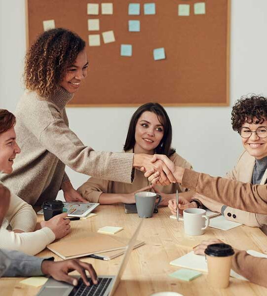 Ontario-Immigrant-Nominee-Program-(OINP) Ontario-Immigrant-Nominee-Program-(OINP)